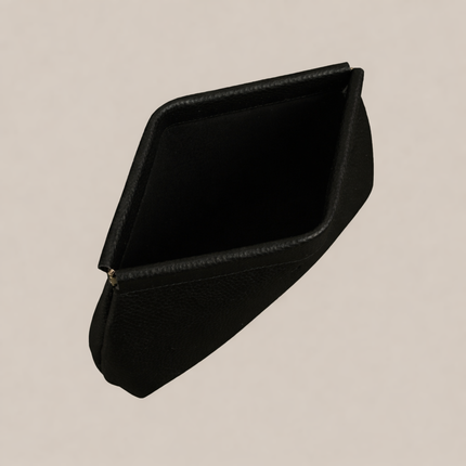 Black - Ivy 332 Large Squeeze Pouch
