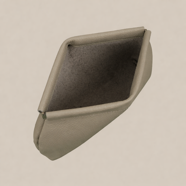 Taupe - Ivy 332 Large Squeeze Pouch